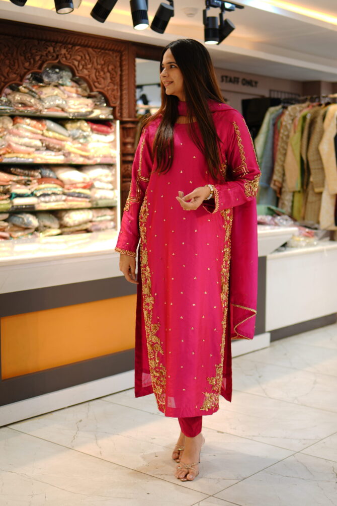 Pink Stylish Suit - Image 3